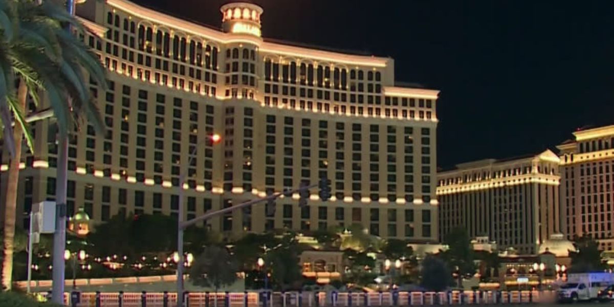 2 killed, 1 in custody in shooting near Bellagio Fountains on Las Vegas Strip