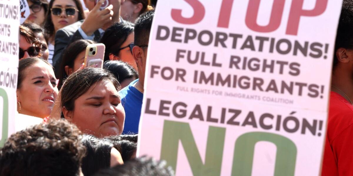 ICE Raids in Downtown Los Angeles Spark Tensions and Protests