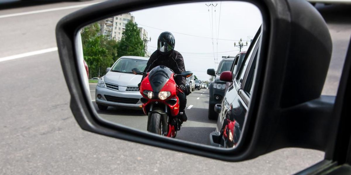 Lane Splitting in Florida 2025 Navigating the Legal and Safety Landscape