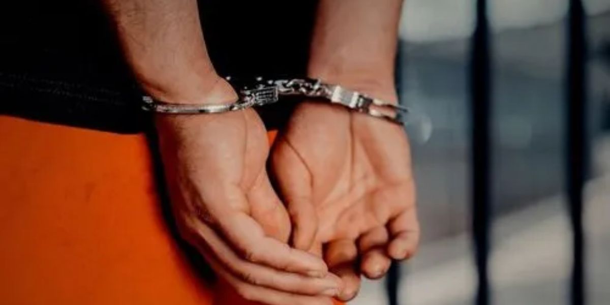 U.S. Intelligence Worker Arrested for Attempted Leak of State Secrets Background Revealed